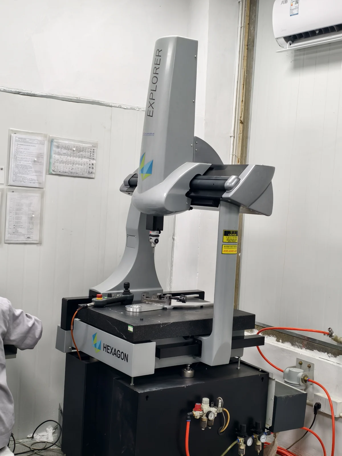 Coordinate measuring machine in the ForgePlus inspection room